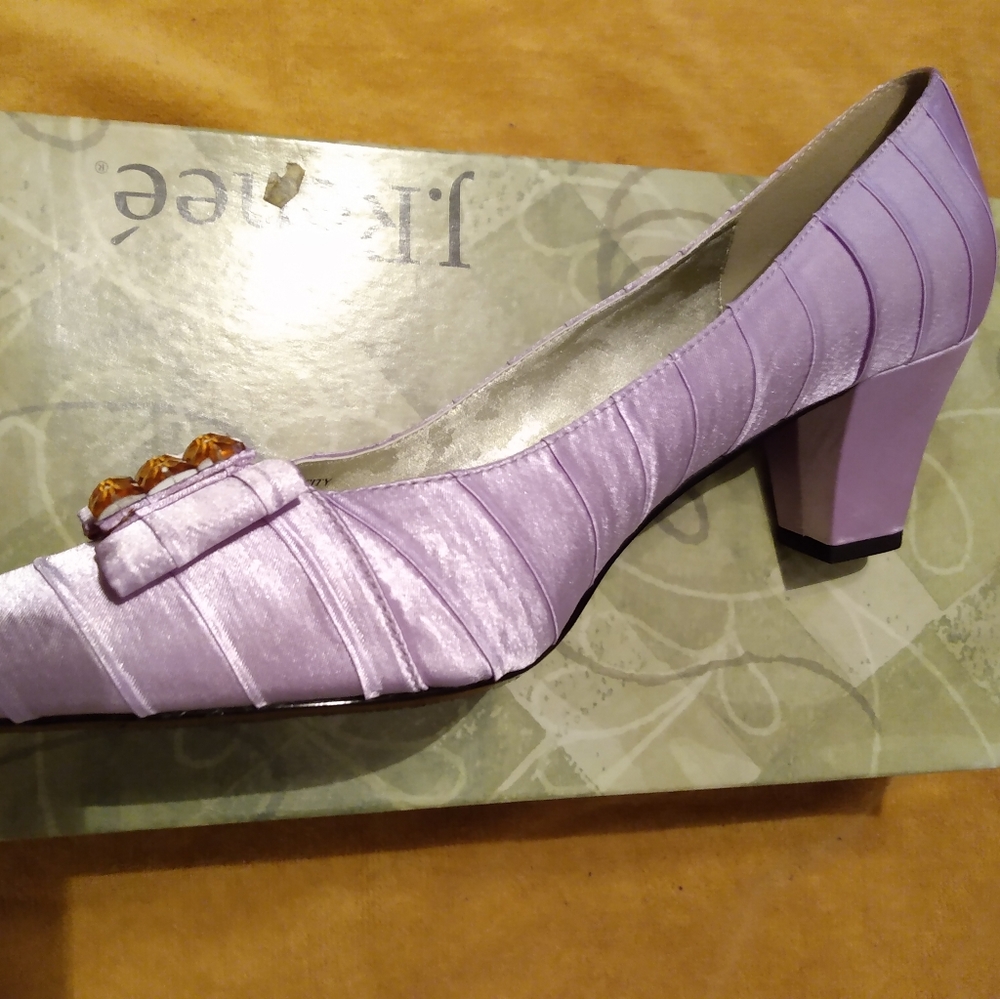 Ladies Shoes - Picture 5 of 8